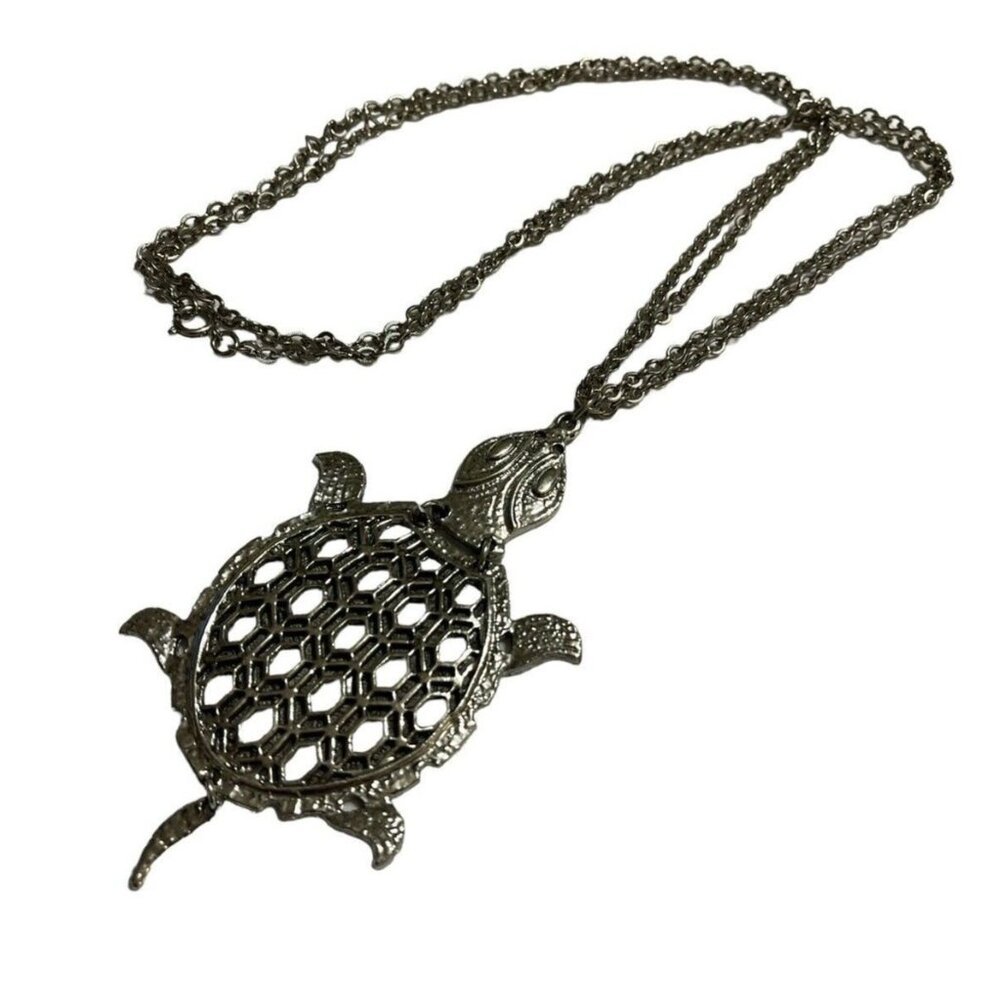 Silver Textured Articulating Extra Large Sea Turtle Pendant Chain Necklace